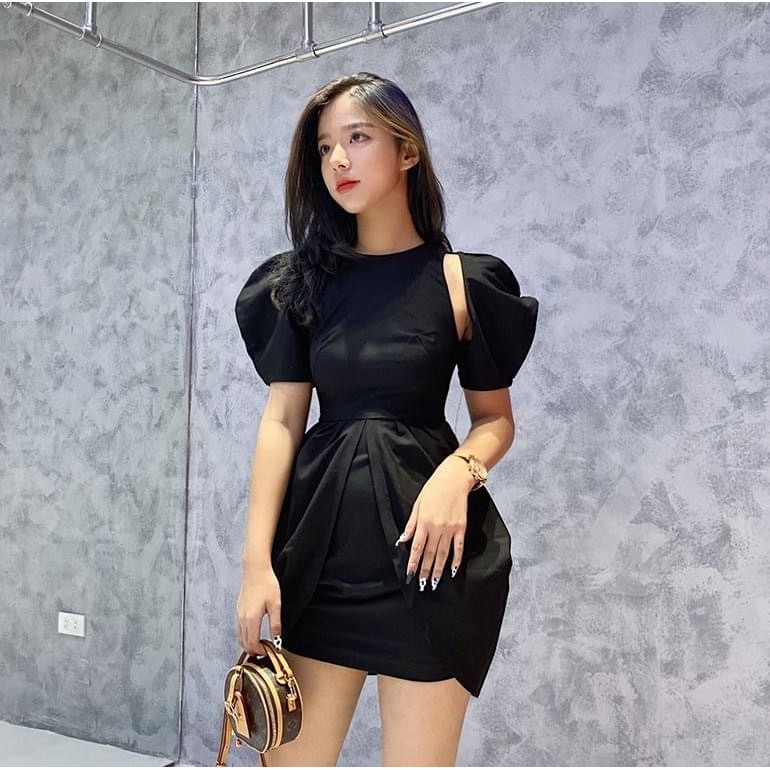 Đầm Tay Phồng Khoét Vai Tà Đắp Phồng Bên Hông (ĐEN) | BigBuy360 - bigbuy360.vn