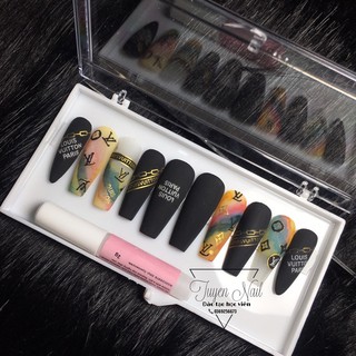 Nailbox- Đen LV