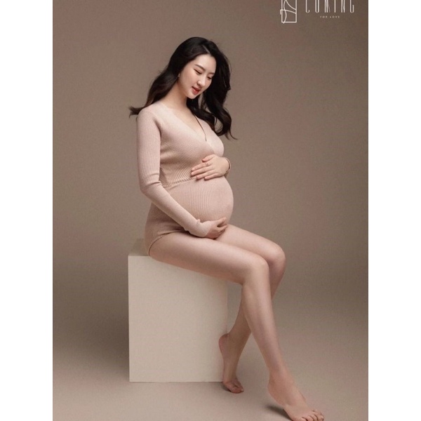 Bodysuit bầu chụp ảnh studio