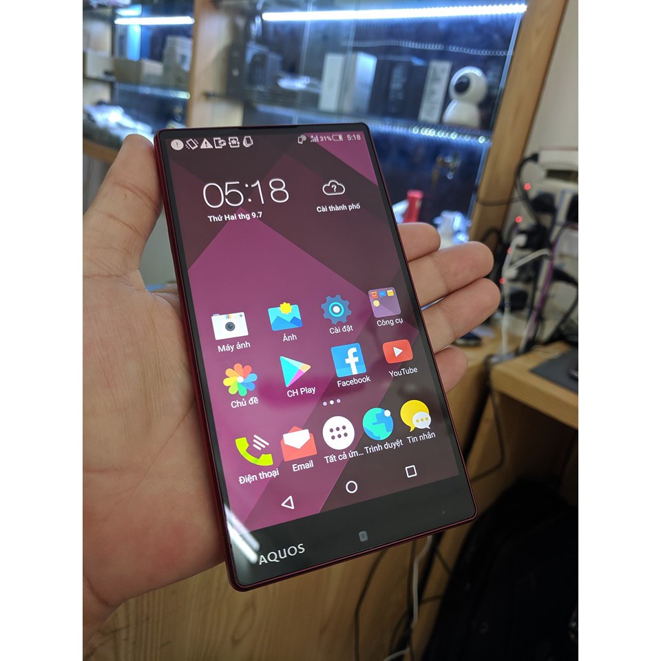 [Tặng Ốp, Dán Màn] ĐIỆN THOẠI SHARP 404SH màn 5.7INCH/RAM3G/ROM32G/PIN3000 (Không APP Rác)