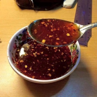 NƯỚC CHẤM THẦN THÁNH