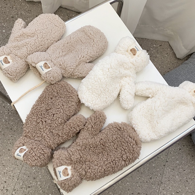 Găng Tay Vải Lông Xù Dày Dặn Mềm Mại Hình Gấu Dễ Thương Chống Gió Giữ Ấm Mùa Đông Làm Quà Sinh Nhật Cho Học Sinh