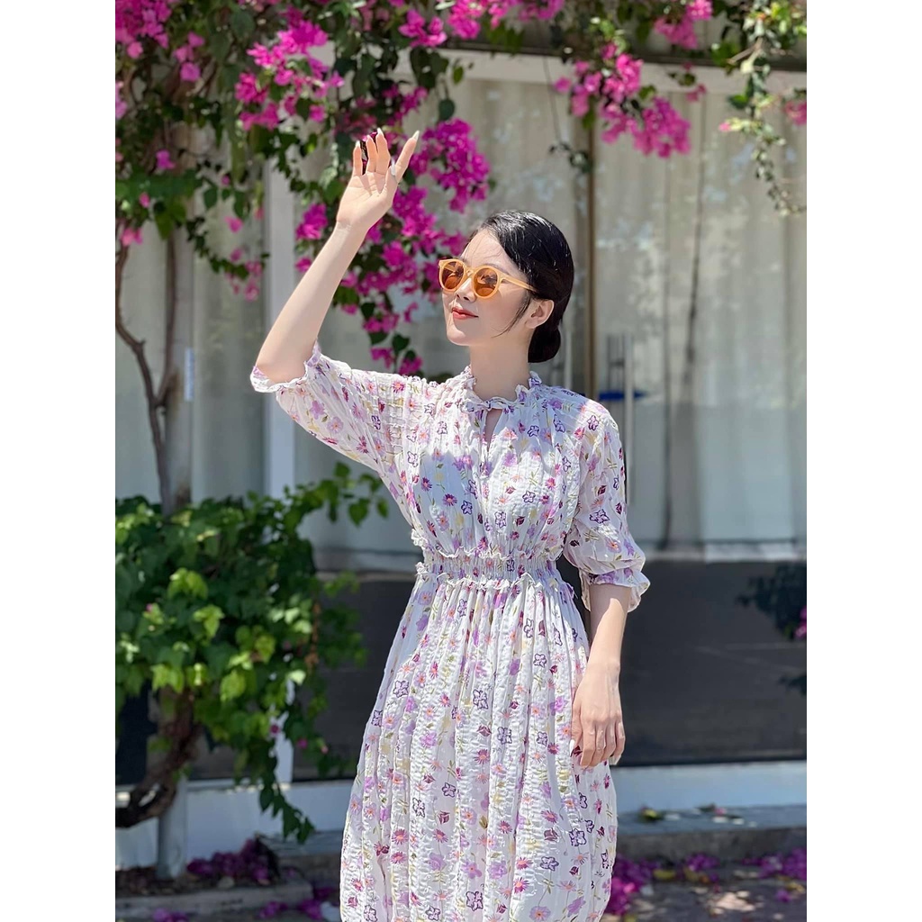 Đầm voan thêu dài