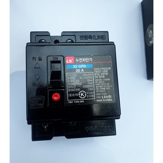 CB chống giật LS/LG 32GRb 20A,30A/32GRd 20A chính hãng nội địa hàn quốc.Hàng bãi, đã sử dụng,chất lượng rất tốt. Đã test