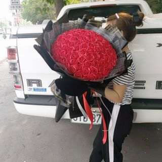 Hoa hồng sáp bó đỏ 100 bông ảnh thật