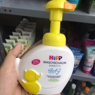 Sữa tắm con vịt thương hiệu Hipp