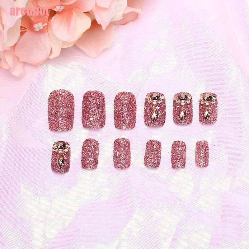 Set 24 Móng Tay Giả Đính Đá Sang Trọng