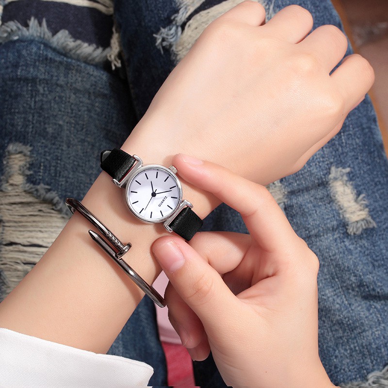 Đồng hồ nữ dây da MD mặt tròn nhỏ, dây da mềm êm tay, mặt vạch đơn giản, phong cách Hàn Quốc hiện đại ( Mã: KS07 )