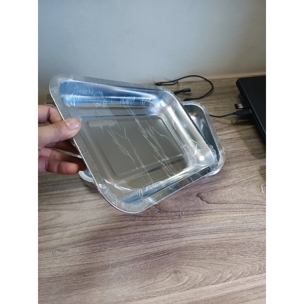 Khay inox chữ nhật đụng dụng cụ y tế KT 30x20x3 cm không kèm nắp