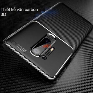 Ốp lưng mềm vân carbon OnePlus 8 Pro