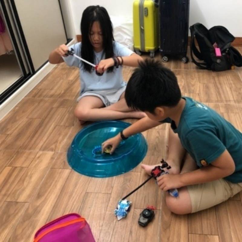 Sân đấu Arena Beystadium bằng nhựa cho con quay Beyblade Burst đồ chơi trẻ em