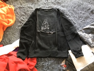 Sale áo sweater ( ảnh thật tự chụp )