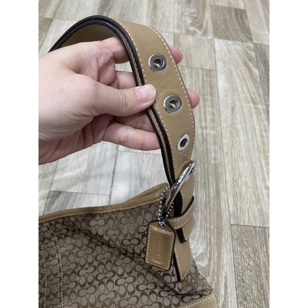 Túi si hiệu Coach