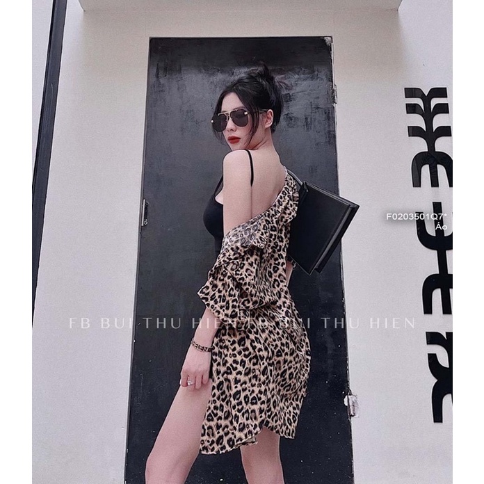 Áo sơ mi jeans họa tiết beo