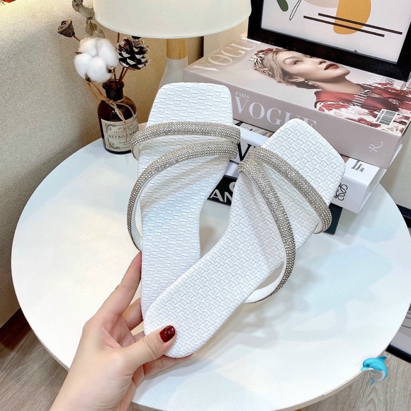 Dép lê bệt nữ SOBINAA quai ngang mũi vuông đính đá xoàn kim sa lấp lánh sang chảnh đi chơi đi du lịch