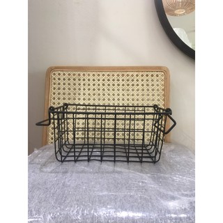giỏ sắt có quai đựng đồ tiện dụng