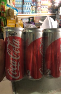 Lốc 6 lon Coca Cola light 330ml