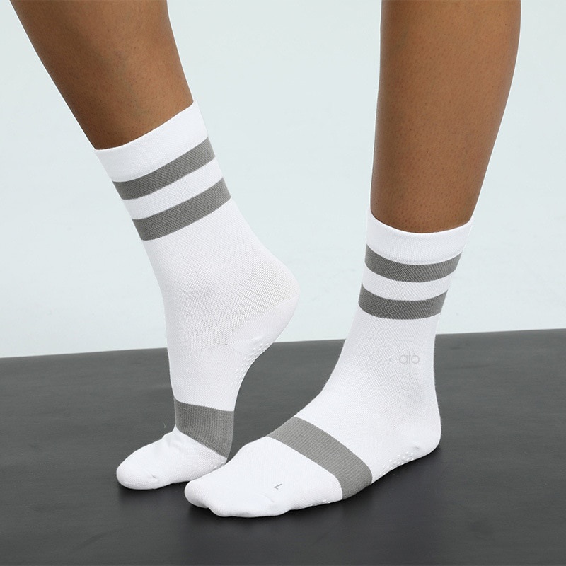 Đôi Vớ Cotton Nhiều Màu Sắc Chống Trượt Thời Trang Xuân Thu Cho Nữ