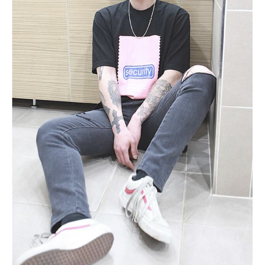 Áo thun Unisex Eleven Original in chữ SECURITY, Form Oversize Màu ĐEN