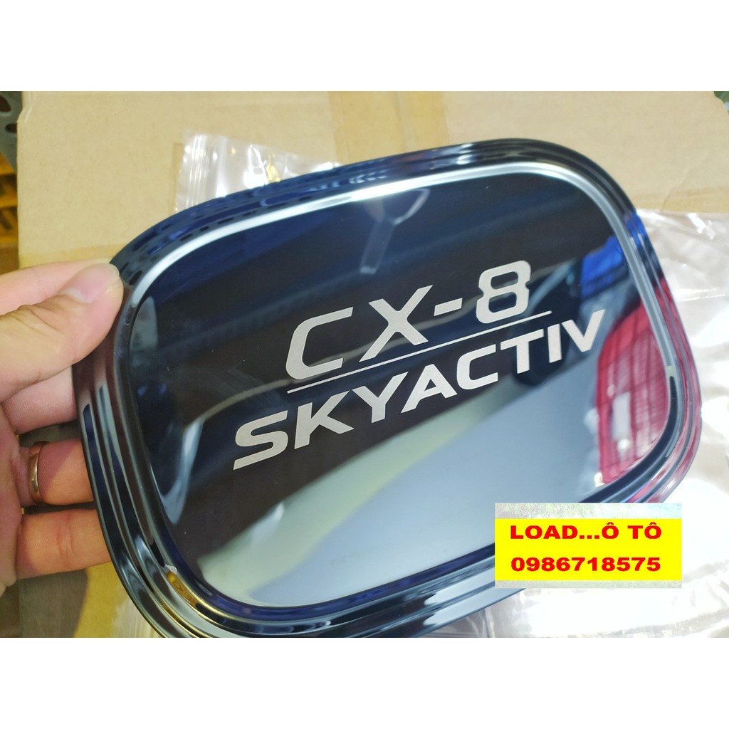 Ốp Nắp Xăng Mazda CX8 2022-2019 Vân Titan