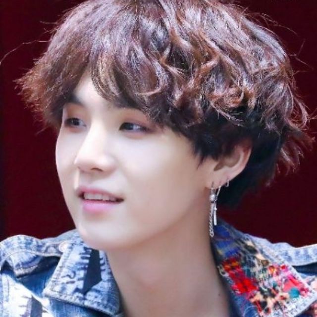 [ Có sẵn] Khuyên tai SUGA BTS trong FAKELOVE