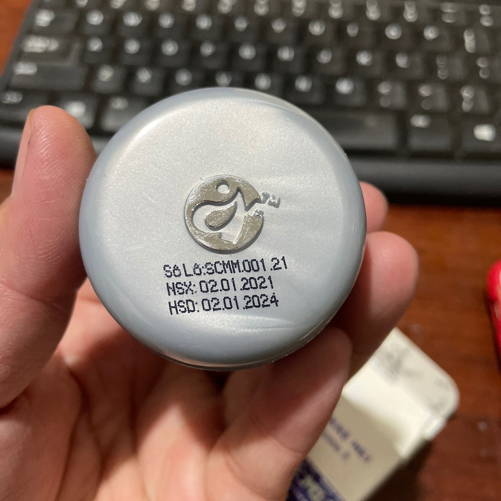 Kem Dưỡng Trắng Da Mờ Thâm Vitamin E C Manne Mei 15GR