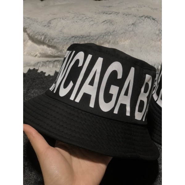 Bucket đen in chữ BALEN  xung quanh nón - Nón thời trang nam nữ phong cách mới lạ