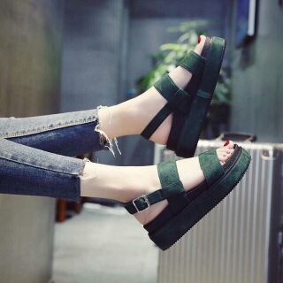 Sandal quai ngan