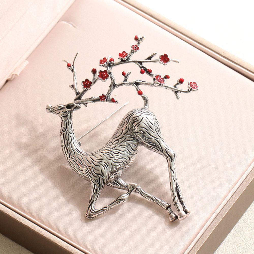 BSUNS Trâm Cài Áo Hình Hoa Mận 3D Chủ Đề Giáng Sinh