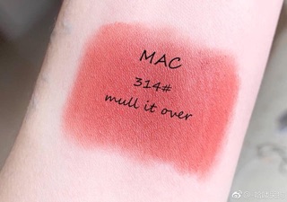 Son MAC màu Mull It Over