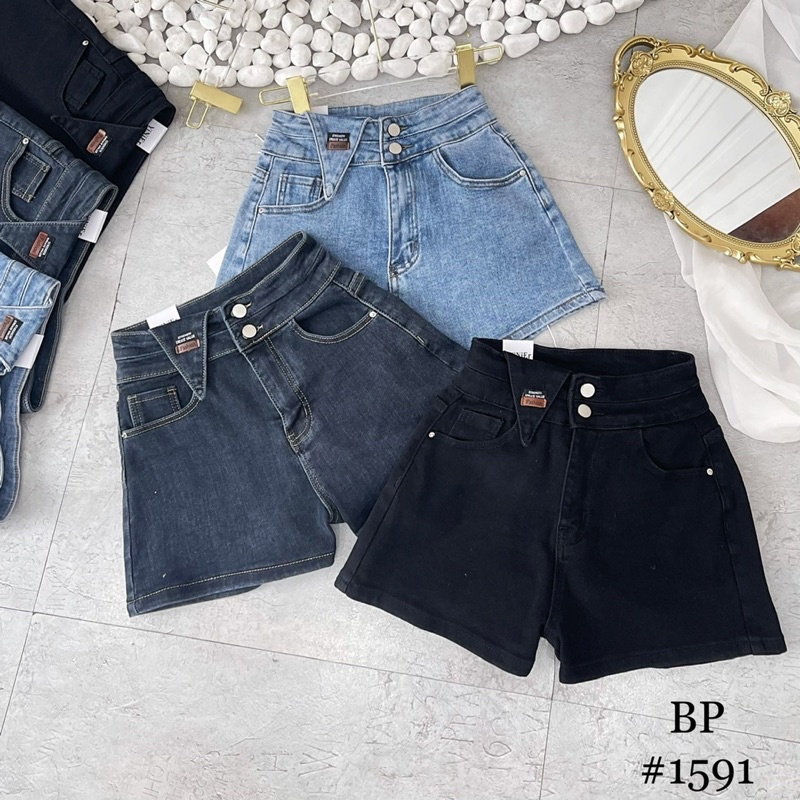 Quần short jean kèm đai