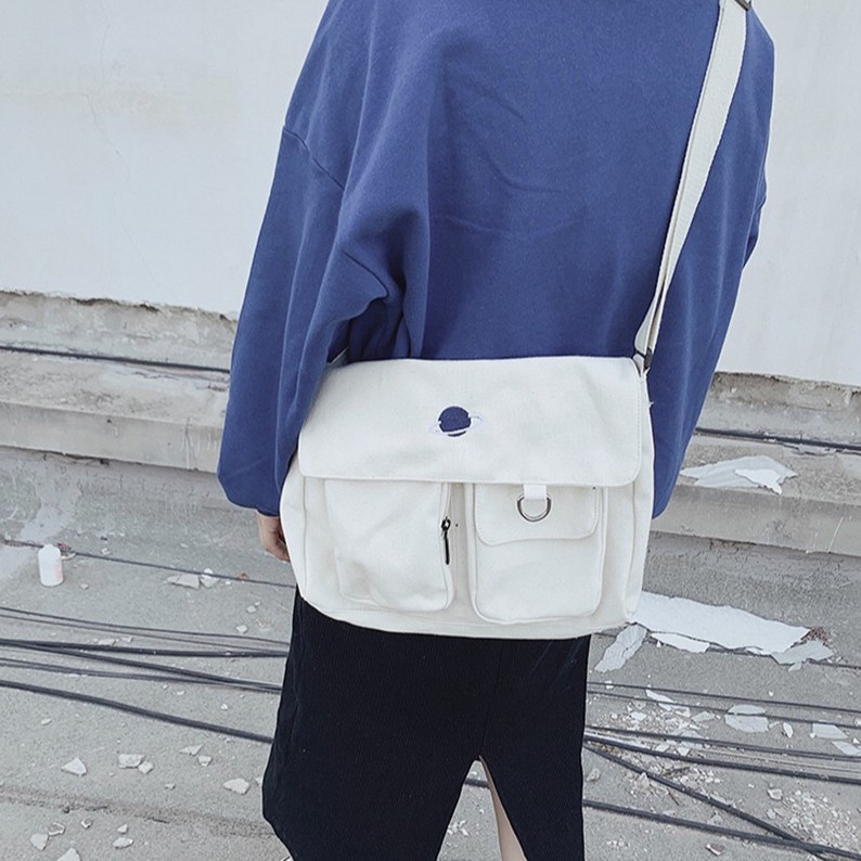 1333744Harajuku Planet Crossbody ins tooling Hong Kong men and women canvas bag