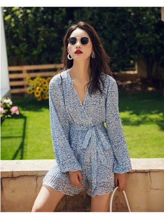 Jumpsuit dập ly vải voan mát, thanh lịch
