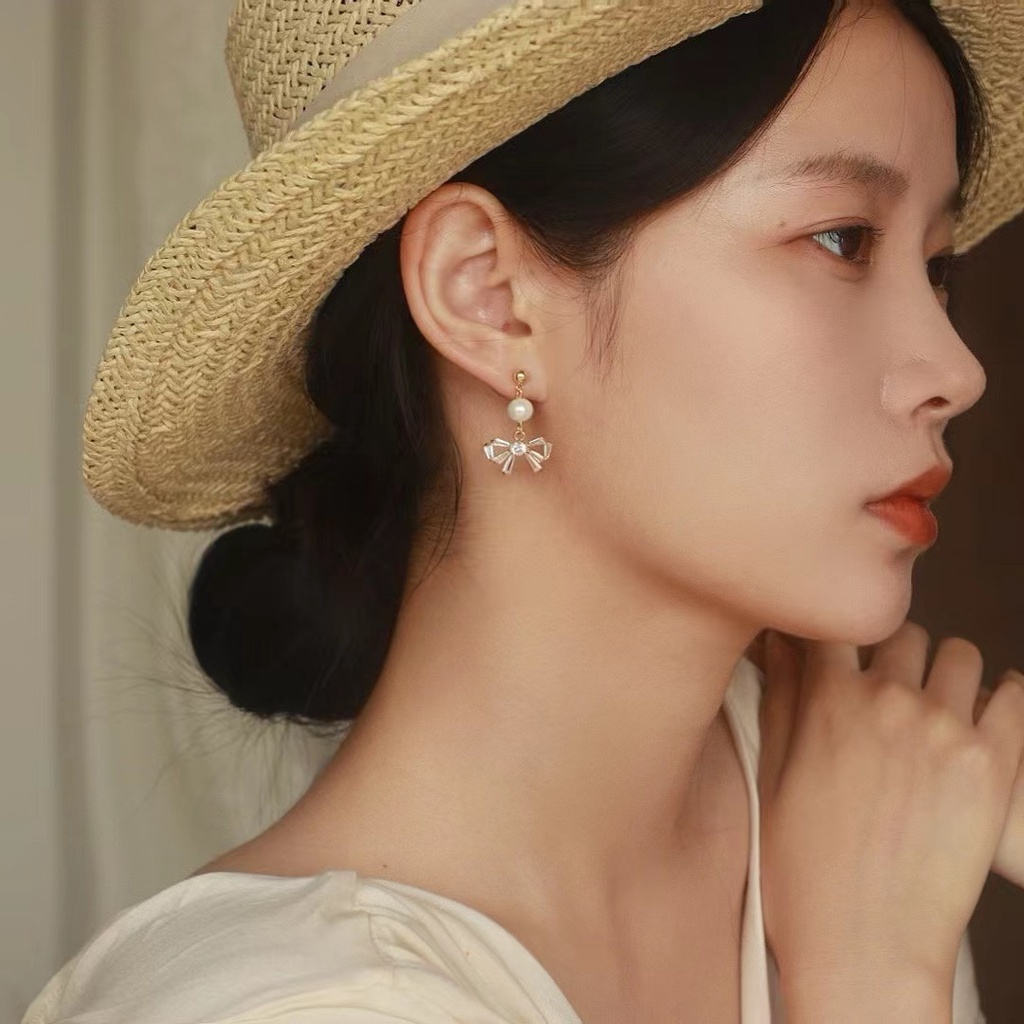 [Augustcloth | AugustJewelry] Bông tai/ Hoa tai hạt ở giữa và có nơ