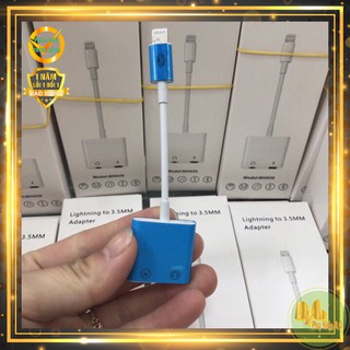Jack chuyển đổi MH032 từ 1 cổng Lightning sang 2 cổng 3.5mm và Lightning