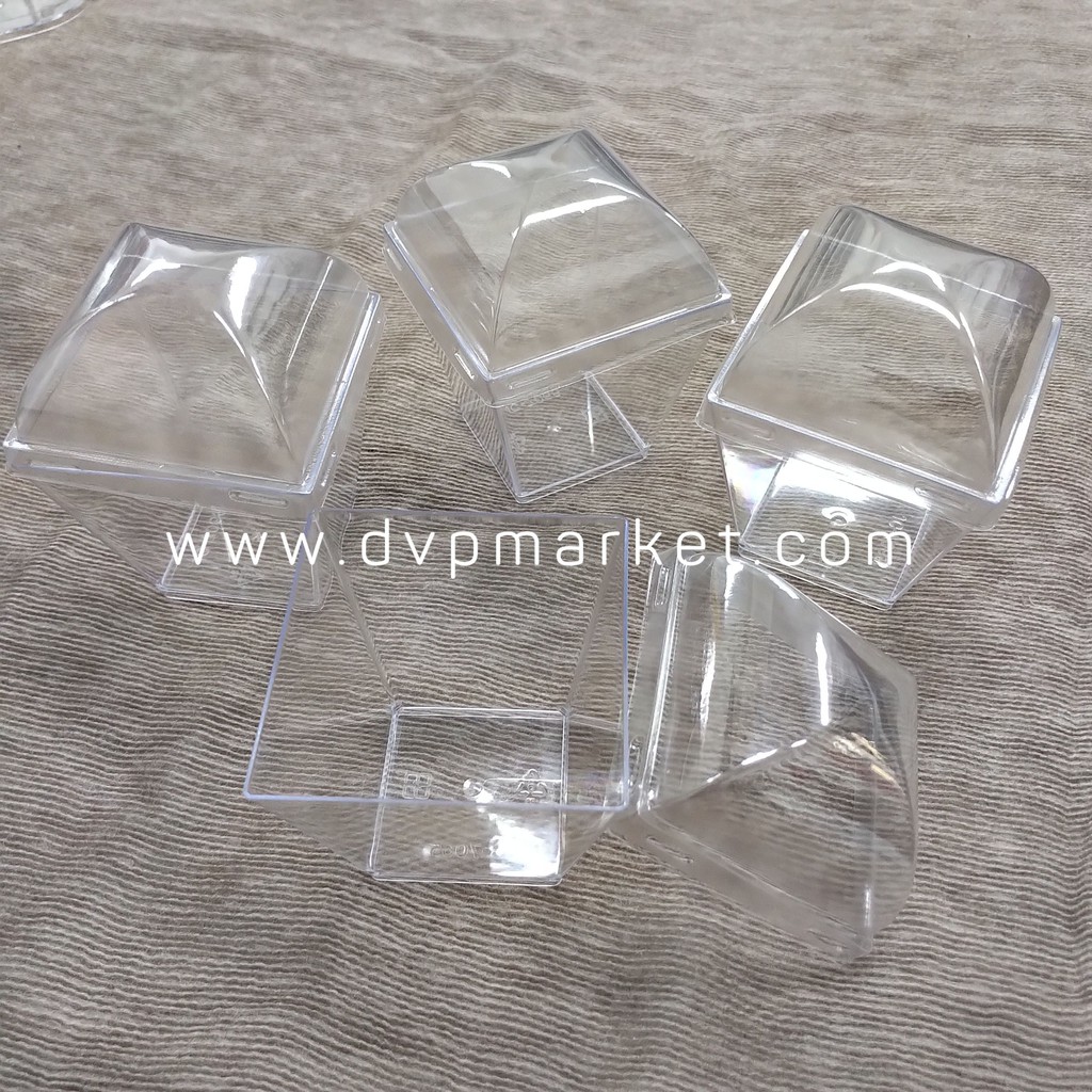 Ly Nhựa Đựng Bánh Mousse Hình Vuông 4.5 x 7cm Set 20c Kèm Nắp 7065 - Đại Vạn Phát