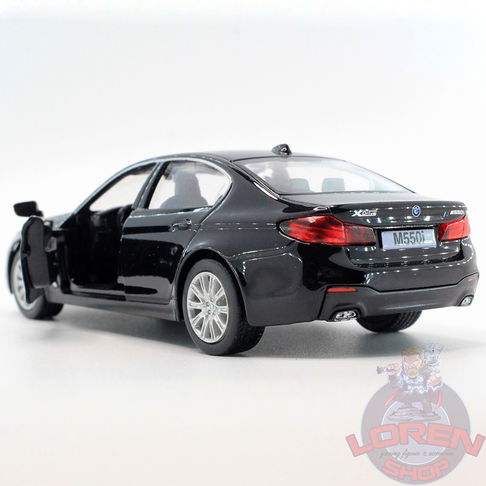Mô hình ô tô kim loại BMW M550i tỷ lệ 1:36, siêu sedan thể thao mở 2 cửa chạy cót lorenshop