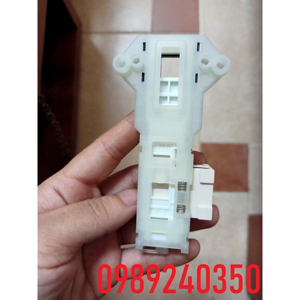 Công tắc khóa cửa máy giặt LG FM1208N6W 8kg cửa ngang hàng hãng