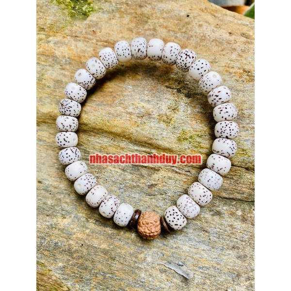 Vòng tay bồ đề tinh nguyệt mix hạt kim cang