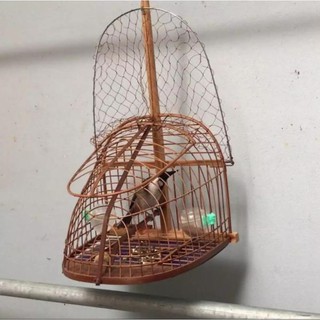 Lồng bẫy chim Chào mào, Chích chòe siêu nhạy. Khung gỗ nan tre già đã qua xử lý. Lẫy sập siêu nhạy