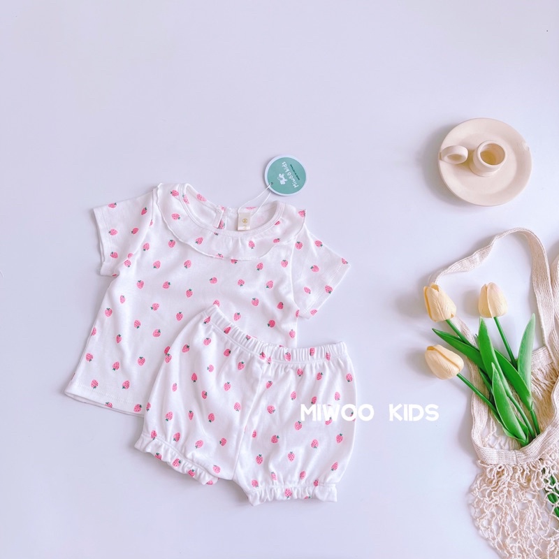 Bộ cộc tay Miwoo cổ bèo hoạ tiết dễ thương cho bé đi chơi, đi học
