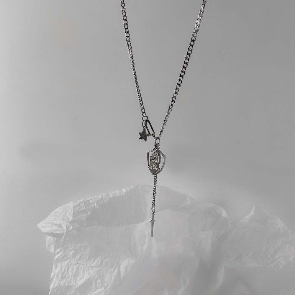 AROMA Vòng cổ Bằng Thép Titan Mặt Hình Ngôi Sao Chân Dung Phong Cách Hàn Quốc Retro