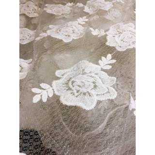 vải ren chỉ thêu trên nền lưới xốp