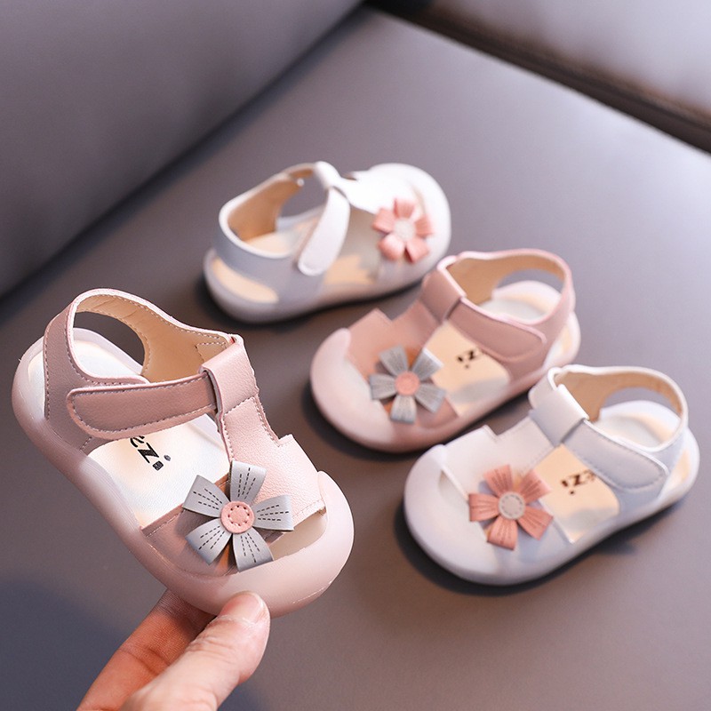 giày sandal chống vấp cho bé gái hình hoa Ankids 537