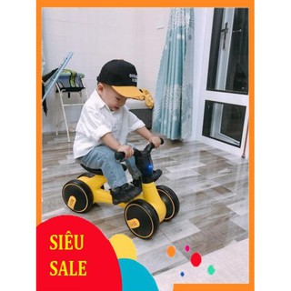 SIÊU RẺ:  Xe chòi chân 4 bánh tự cân bằng dành cho các bé từ 1,5 đến 4 tuổi