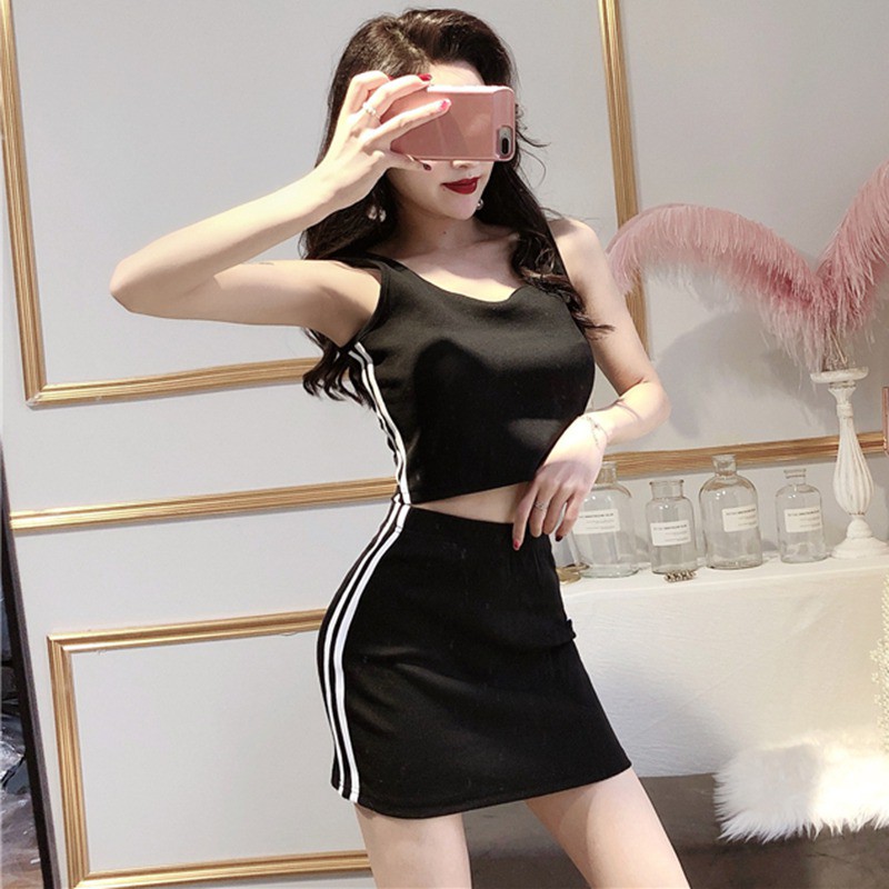 Set chân váy và áo thun không tay họa tiết sọc ngang thời trang quyến rũ cho nữ