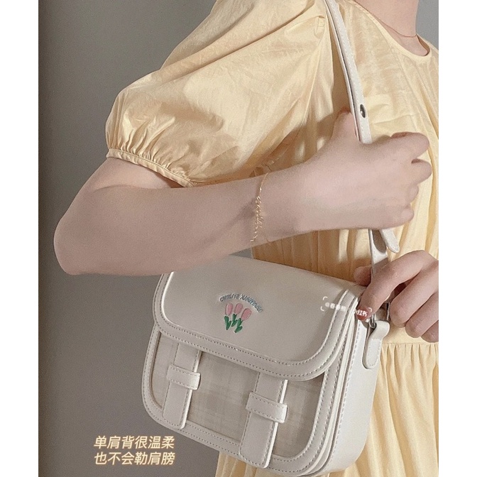 Xu Hướng Nóng Túi Xách tulip