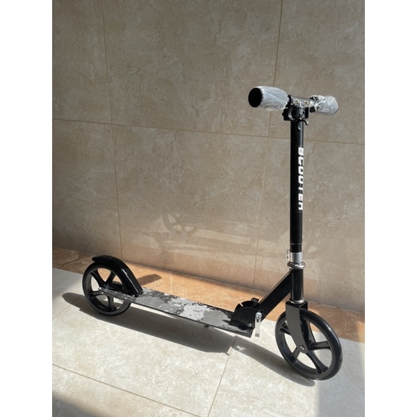 Xe Scooter sắt cho người lớn tải trọng tối đa 80kg bánh 20cm Mã sp 2138