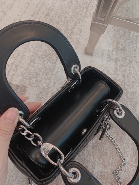 Túi xách Lady 3 ô khóa bạc