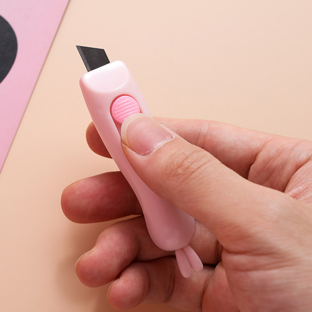 Dao Cắt Giấy Tiện Lợi Thiết Kế Cho Văn Phòng